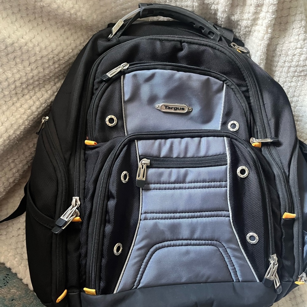 Targus Black and Gray Backpack with Yellow Accents